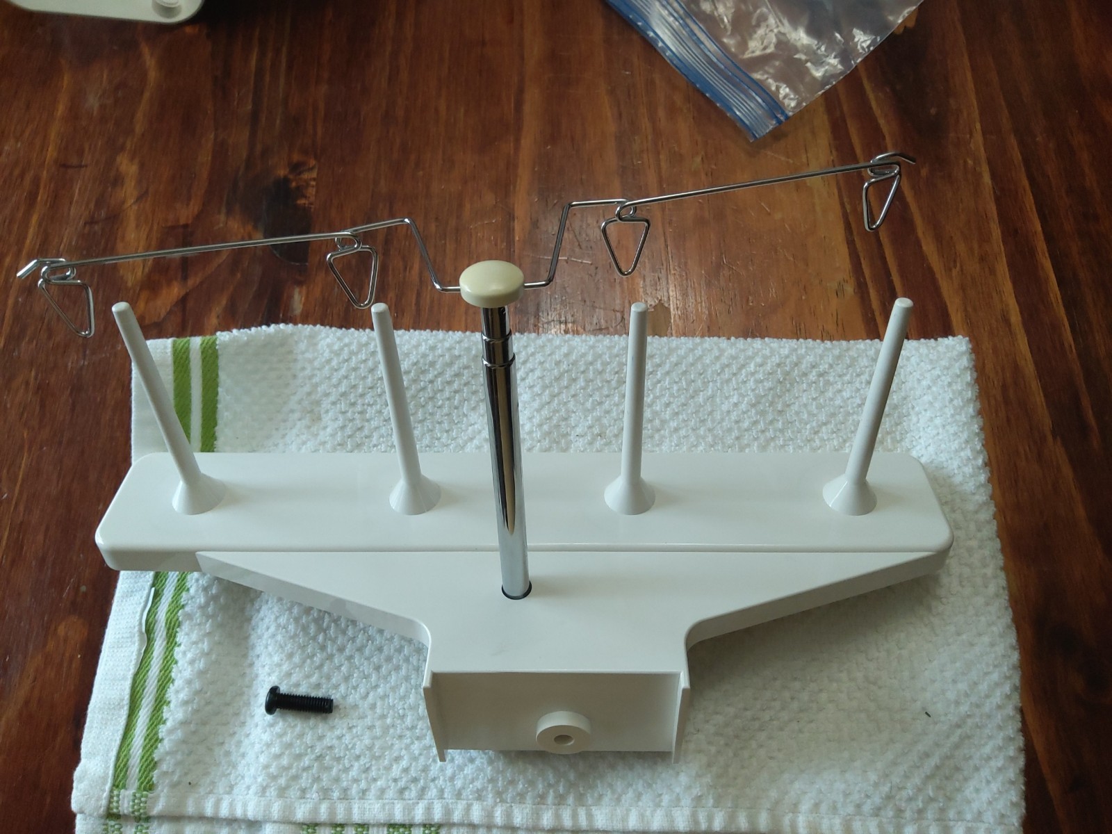 Baby Lock Protege Serger BL5370ED  Thread/Spool Hanger Unit