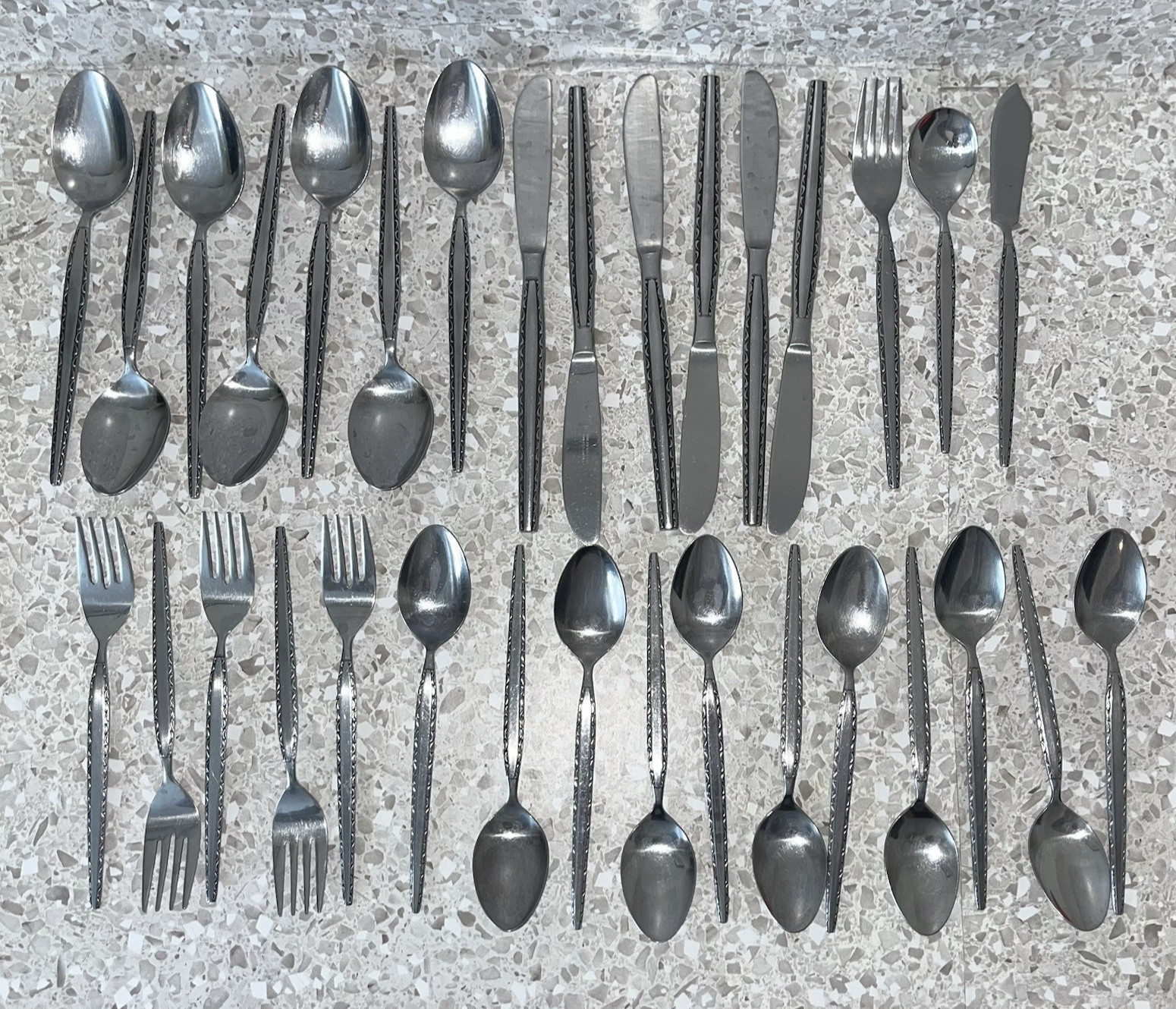 Stanley Roberts Ensenada Stainless Flatware Japan 32 Pcs Relish Spoon & Spreader