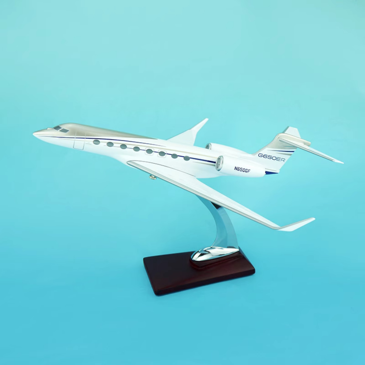 1/100 Gulfstream G650ER Private Jet Model Business Jet 32cm/13inches Gift Box