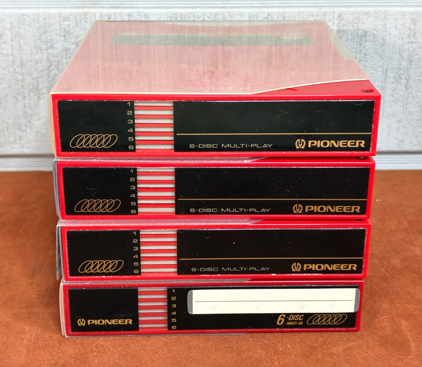PIONEER 6 Disc Multi-Play CD Player Magazine Cartridges w/Sleeves Lot of (4) Red