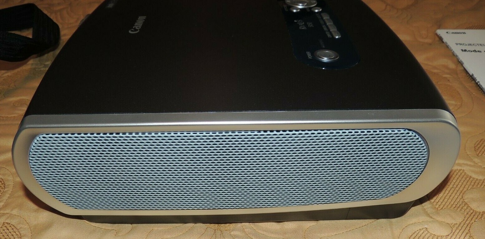 Canon REALiS SX50 Multimedia Data Projector with Case Japan