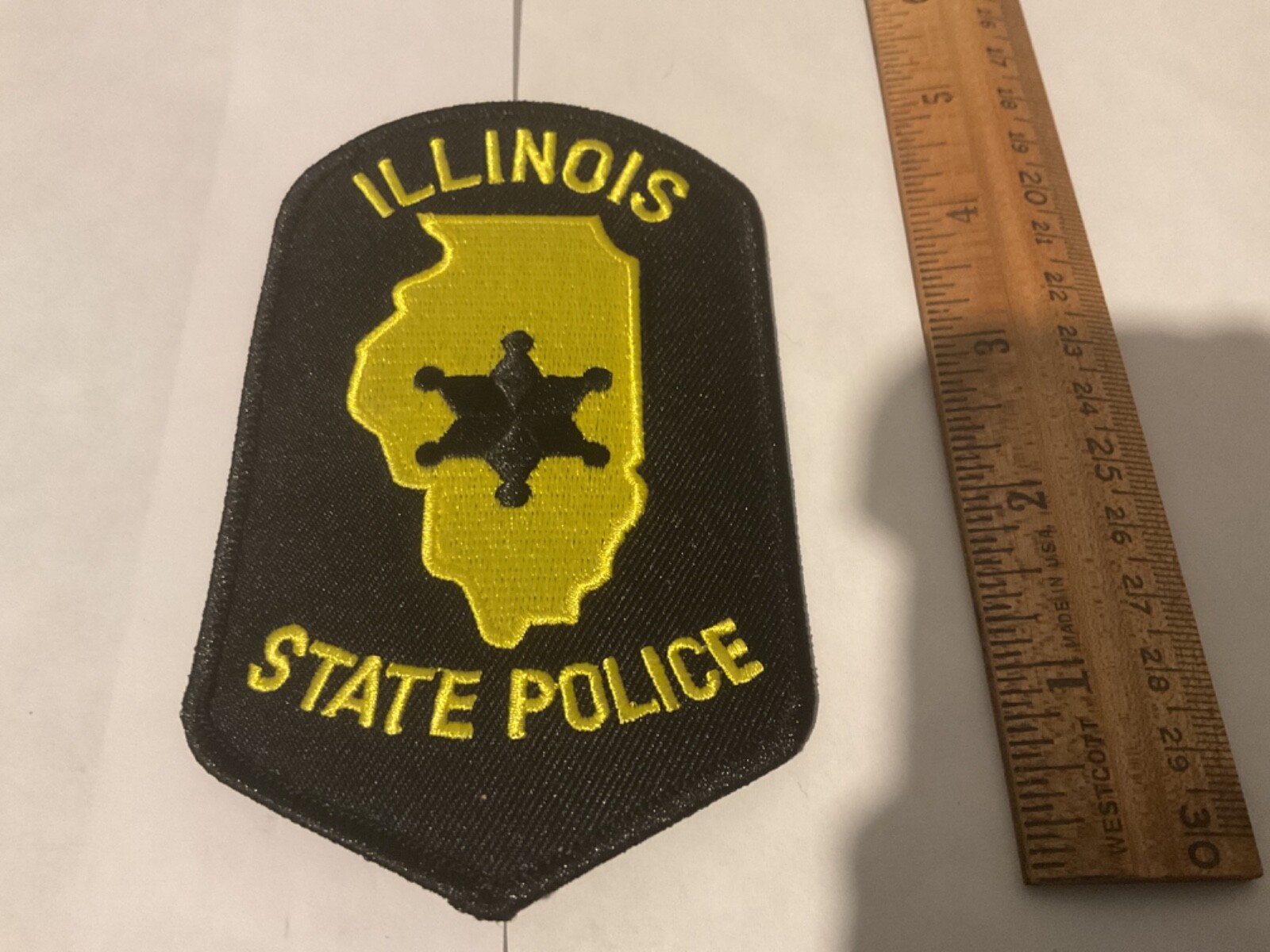 Illinois State Police Shoulder size collectable Patch New and Full Size Tracking