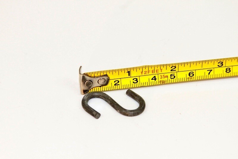 100 Light Duty S Links Hooks Trapping Supplies
