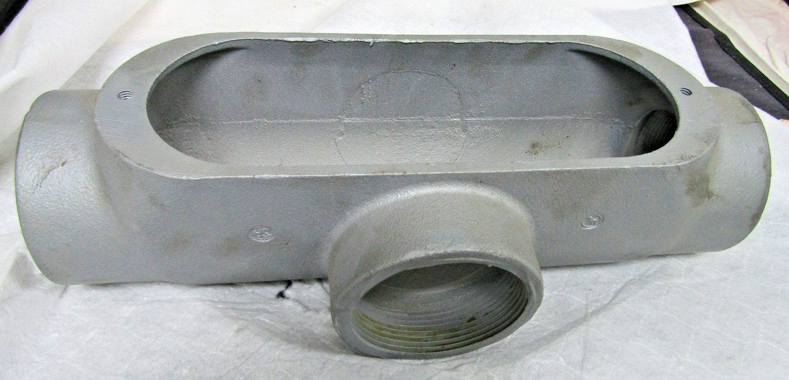 ✌️NEW APPLETON UNILET FORM 35/85 3 T 3" THREADED CONDUIT TEE