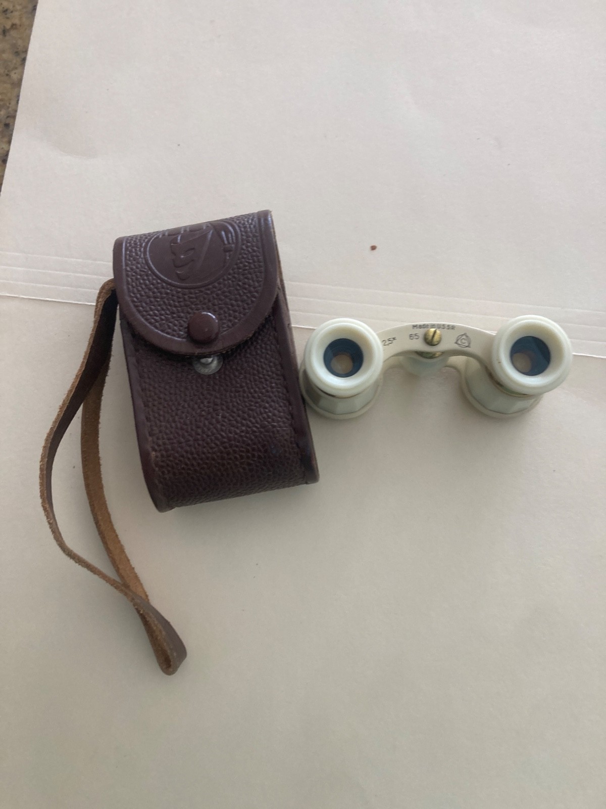 Nice Vintage USSR Opera Binoculars Opera Glasses 2.5 x 65 with Case