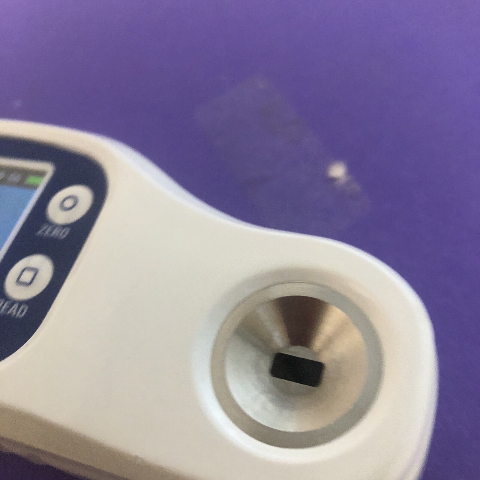 WORKING Cole-Parmer 81150-55 Digital Refractometer, 0 - 85% Brix