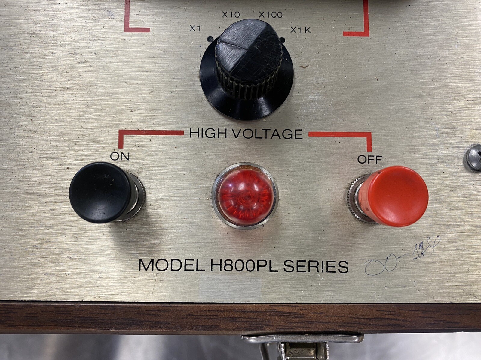 Hipotronics H800PL