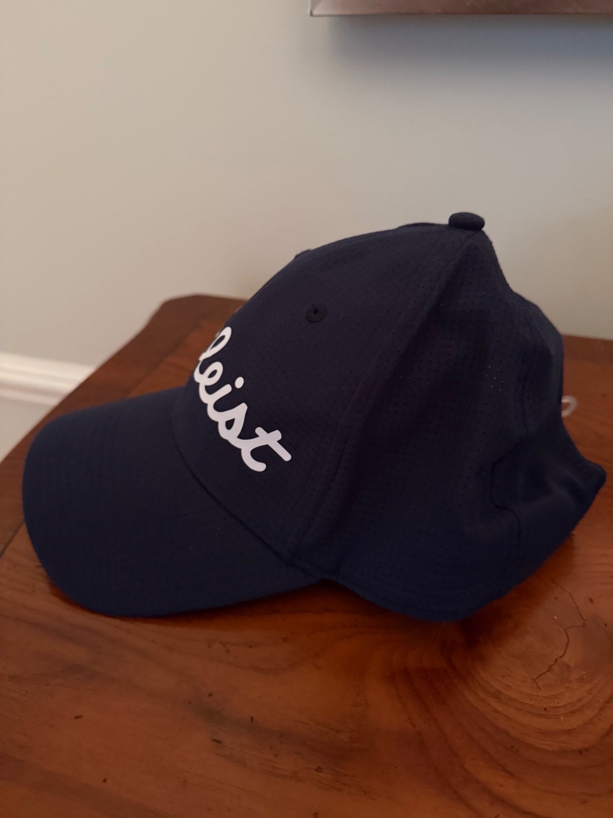 Titleist Men’s Tour Tech Golf Hat Size Navy/white Adjustable