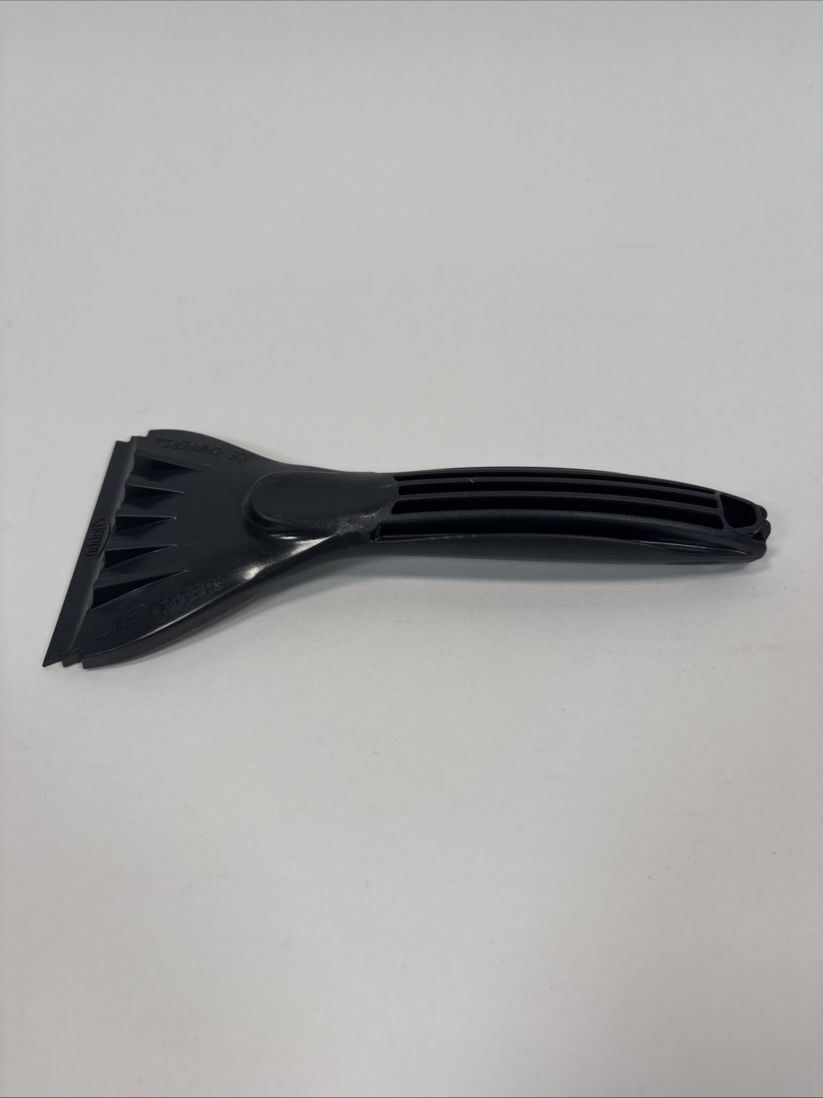 Hoppy Ice Chipper Gray Plastic Ice Scraper For Winter Cars