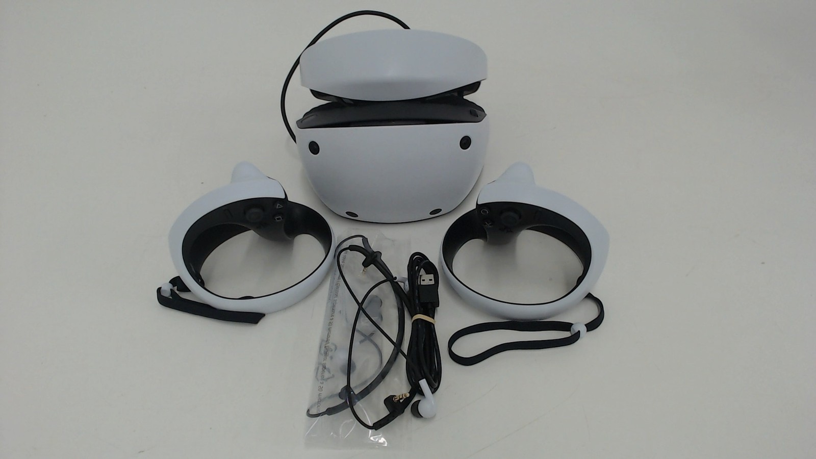 Sony PlayStation VR2 -Headset and Controller Only (PSVR2) *NO CODE* PC1722439