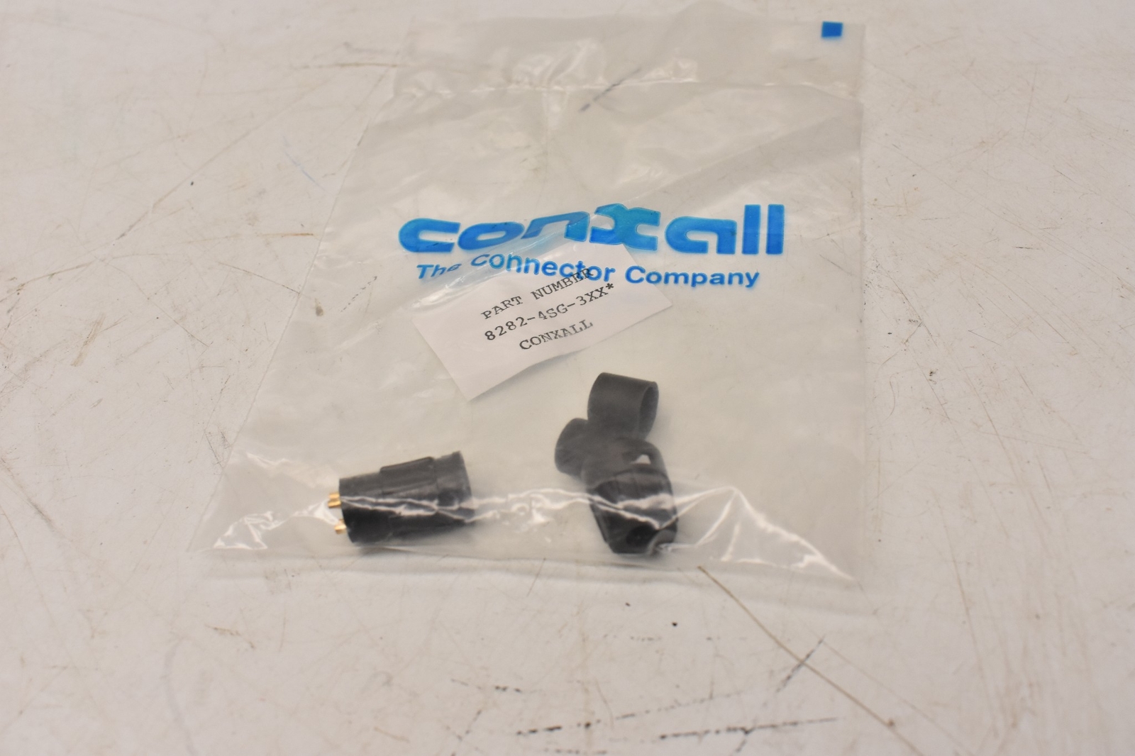 Conxall Switchcraft Connector 8282-4SG-3XX Lot of 2