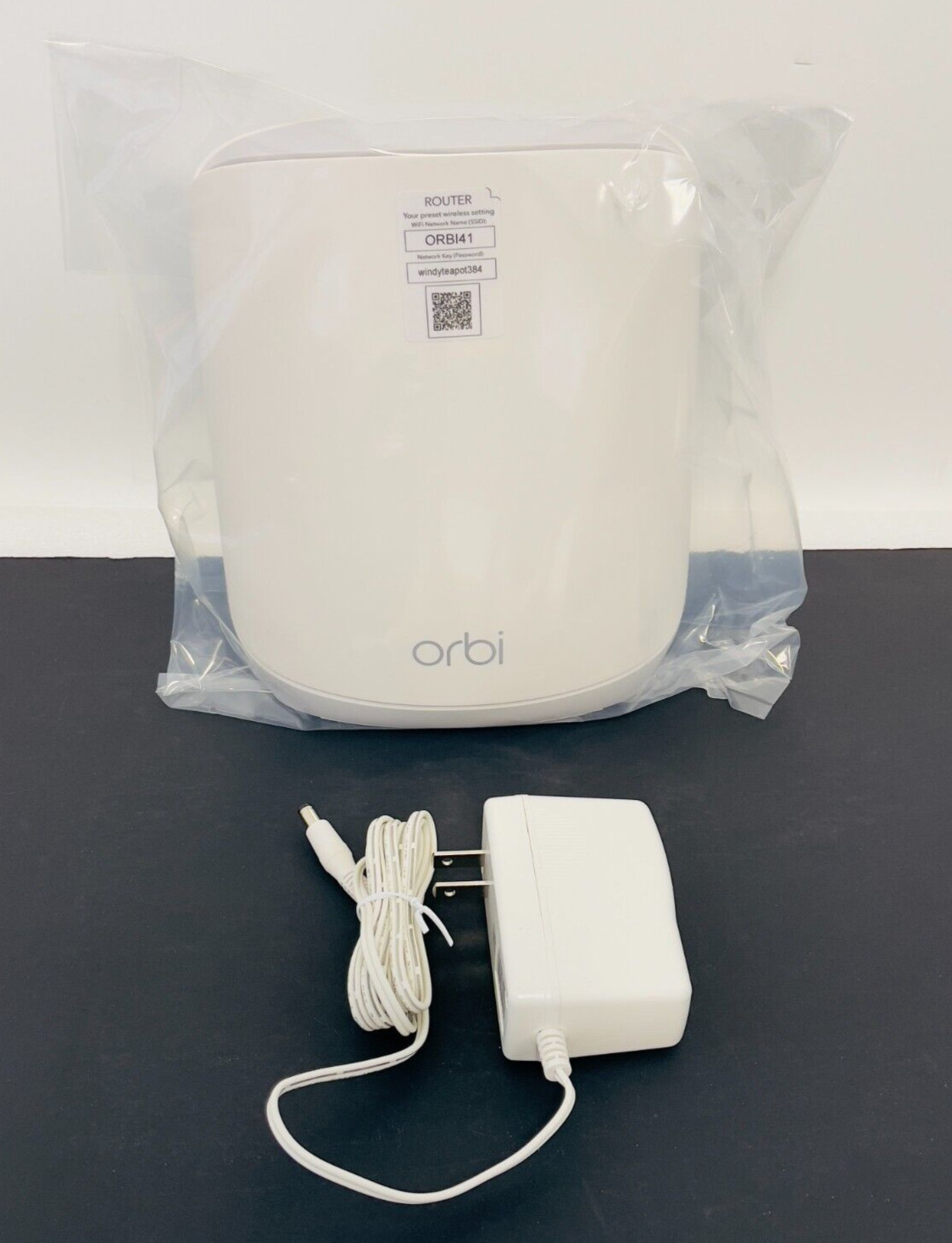 Netgear Orbi AX5400 Mesh RBR760 Router WiFi 6, NEW