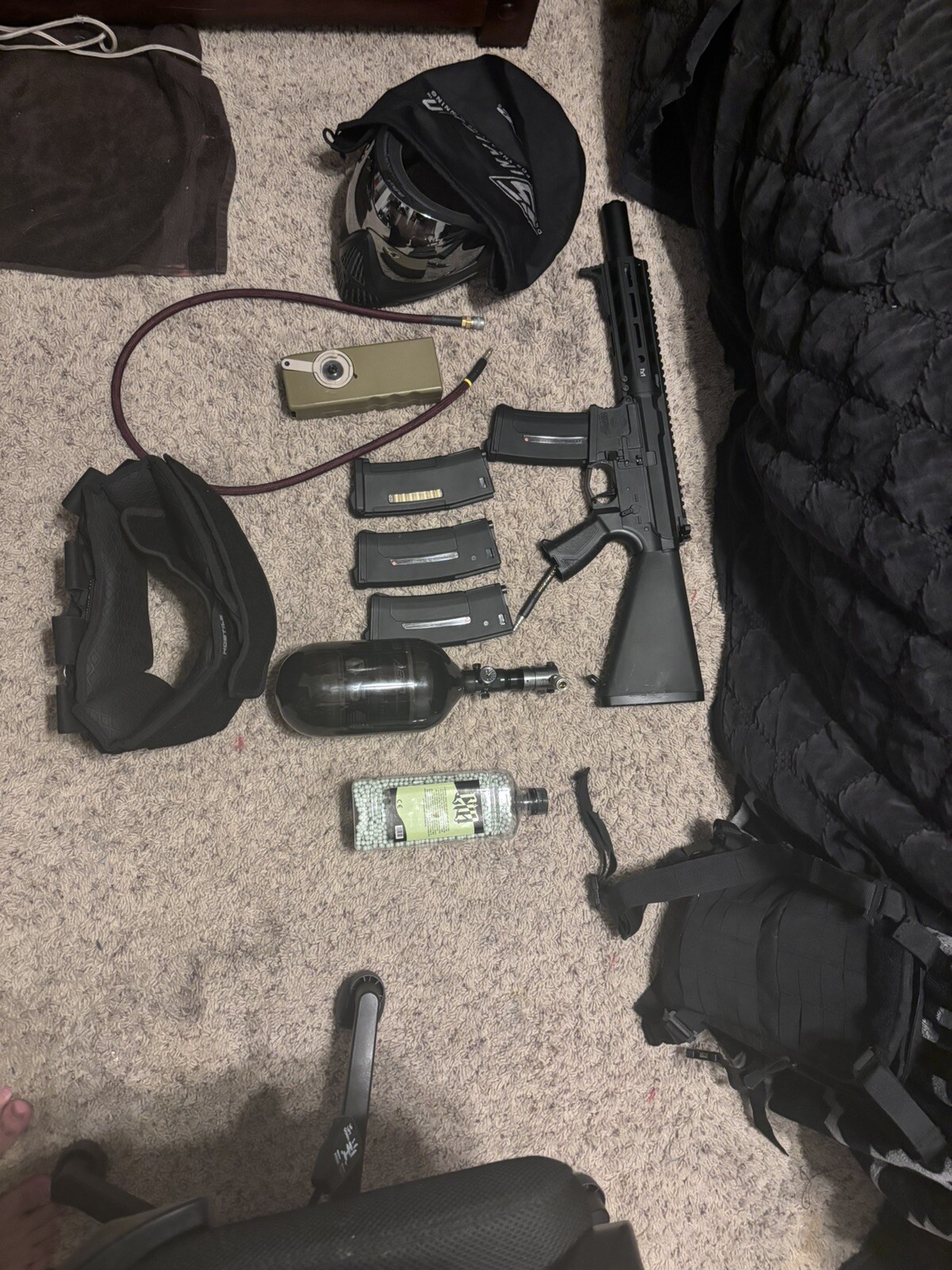 Replica Airsoft Gun And Kit