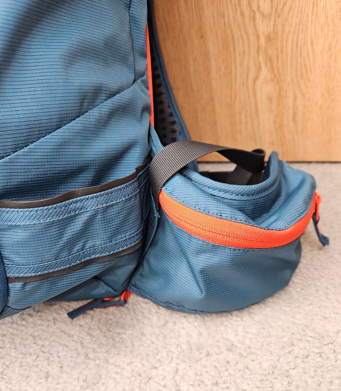 ARVA Rescuer 32L Backpack Turquoise Red Accents NICE!