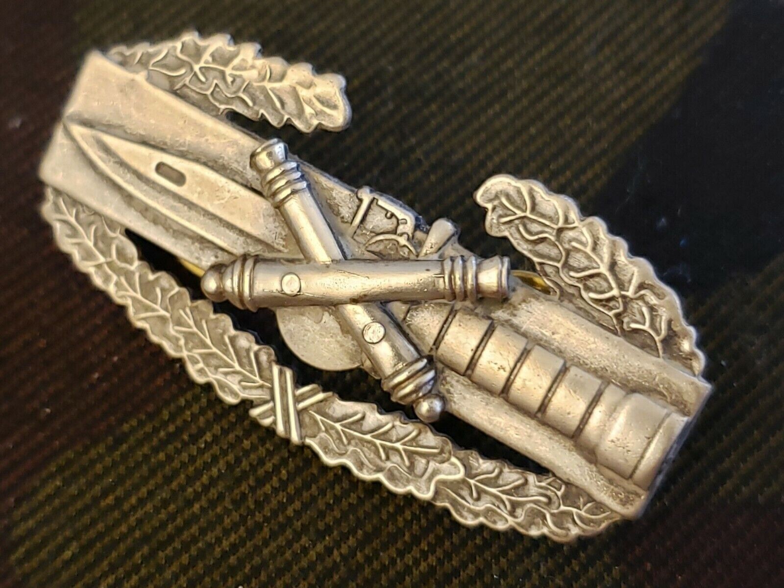 Field Mini Artillery Combat Action Badge US Army Arty CAB Insignia Military Pin