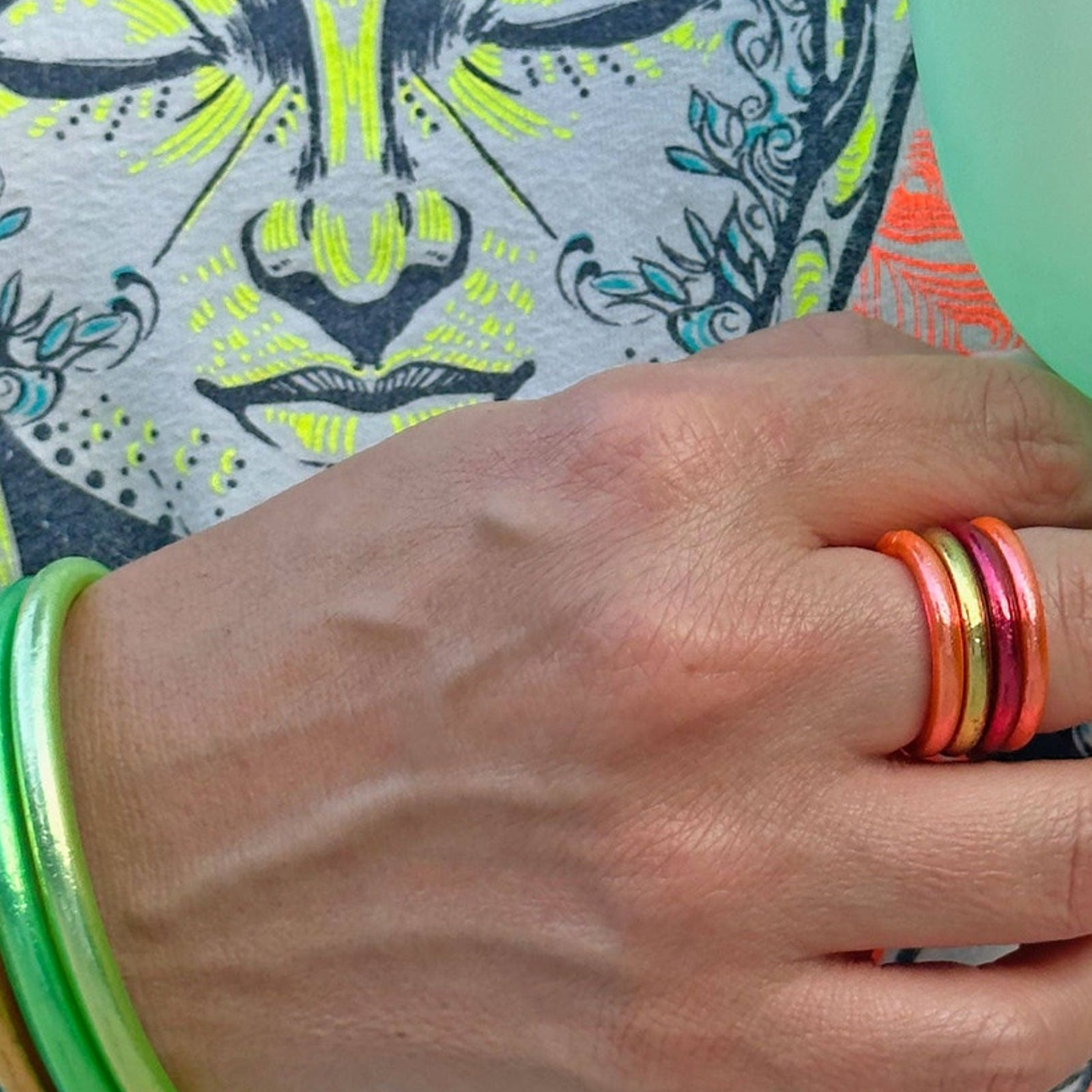 Thai Buddhist Temple Kumlai Stackable Ring – Fluorescent Green