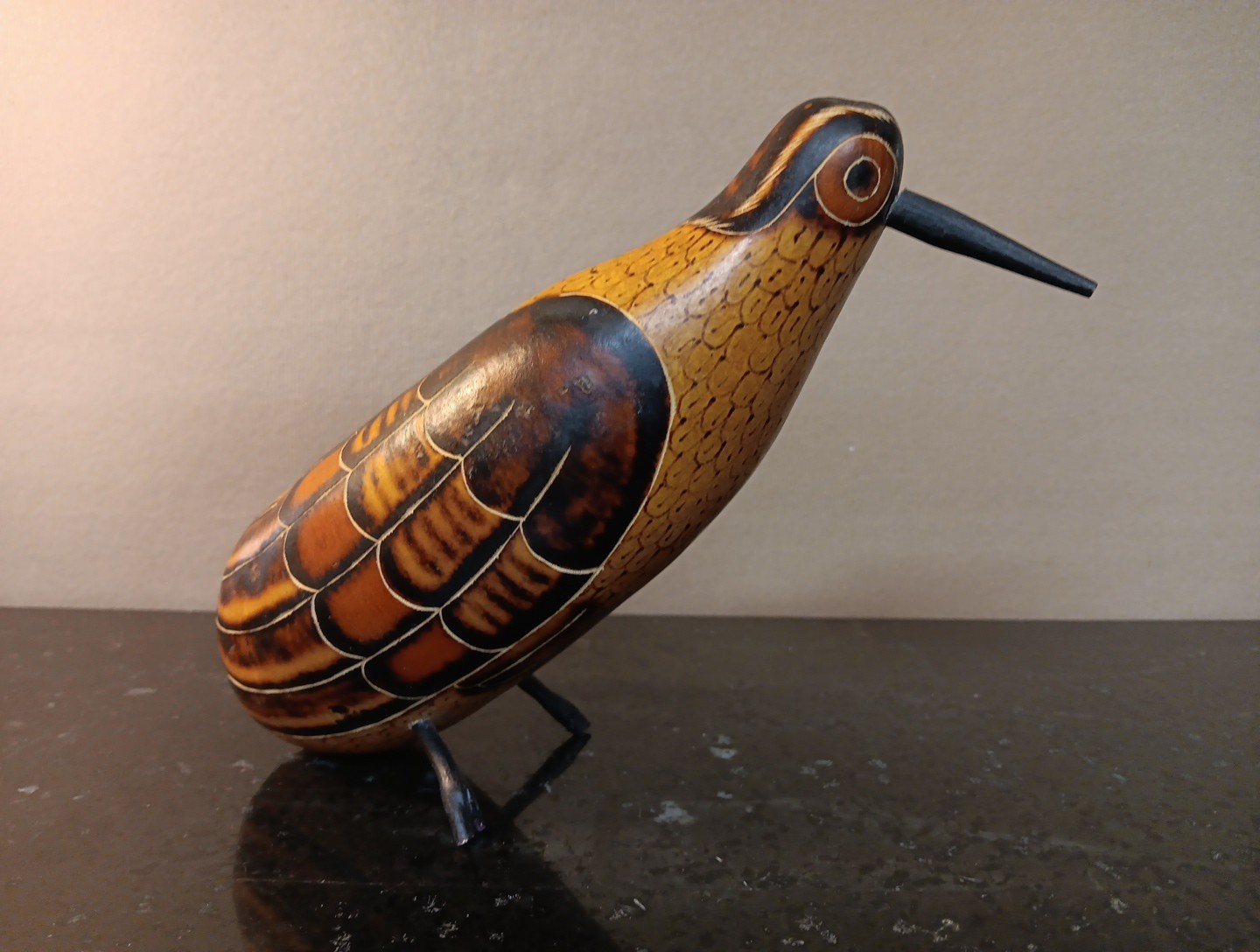 PERUVIAN GOURD BIRD ARTIFACT, DECORATIVE FOLK ART, ARTICAIN 6x9x3 IN, UNIQUE
