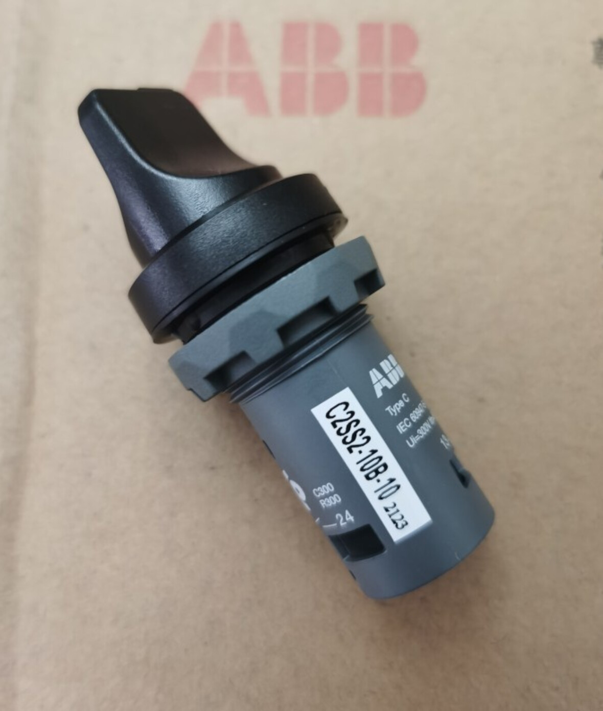 1PC  C2SS2-10B-10 new abb selector switch