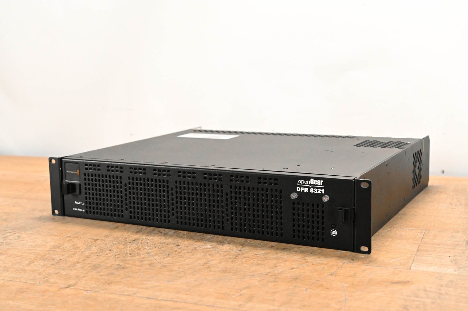 Blackmagic Design DFR-8321 OpenGear Module Frame CG01ULM