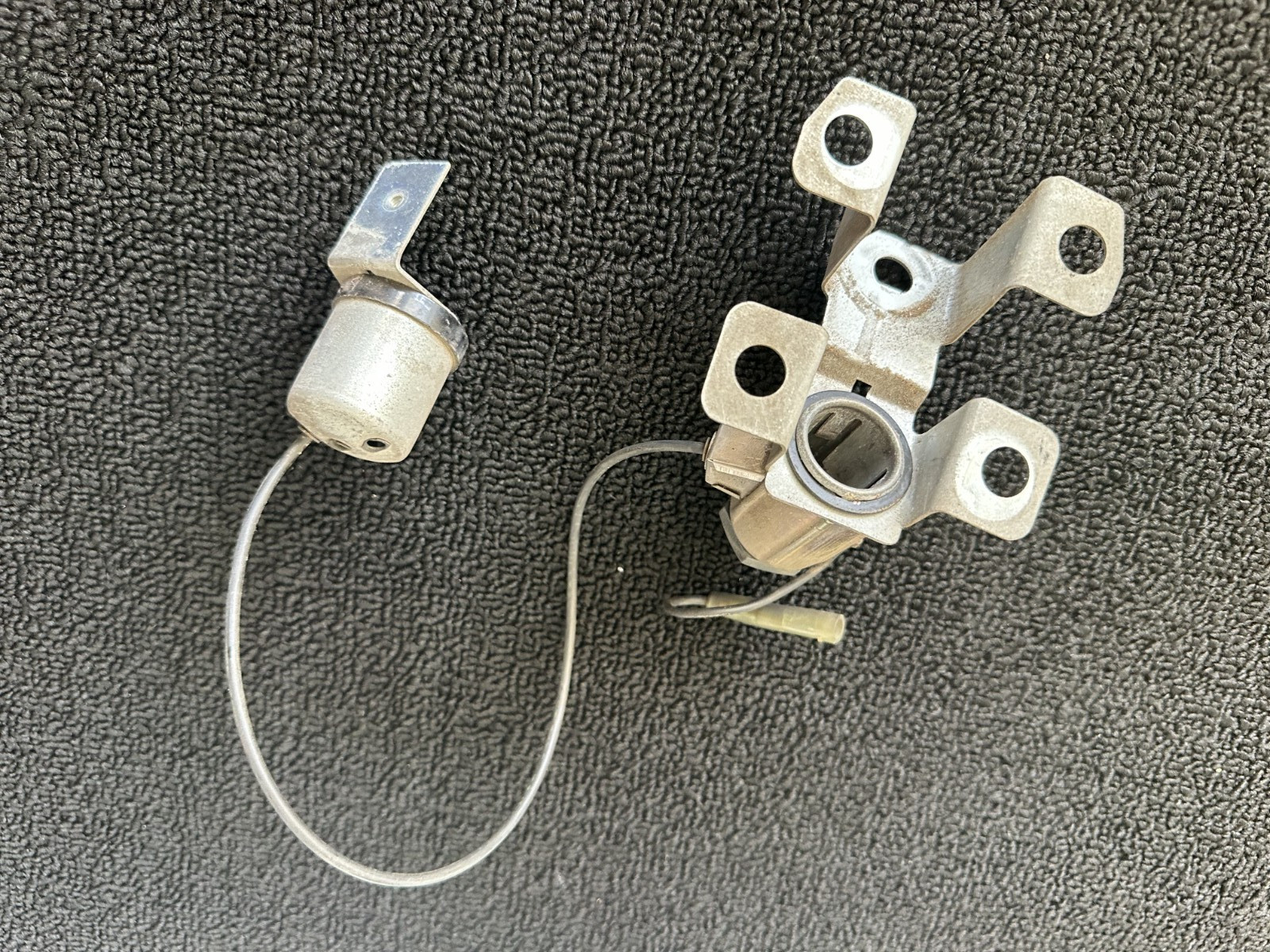 1973 Datsun 240Z Cigarette Lighter Assembly w/Hardware