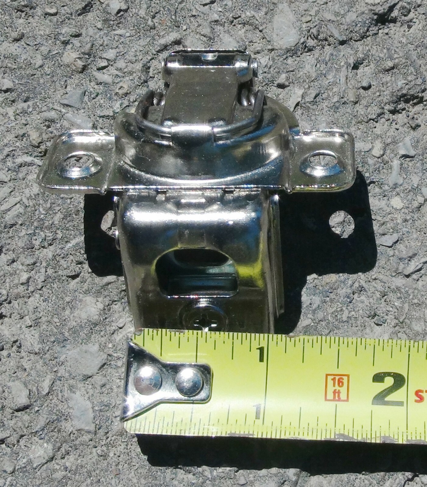 40 Cabinet hinges concealed frame 1-1/2" overlay