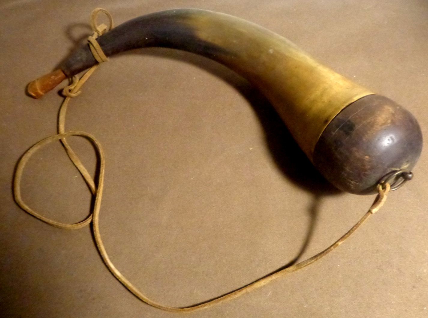c19th Century Hand-made 13 1/2"Cow Horn Powder Flask w/Applied Tip