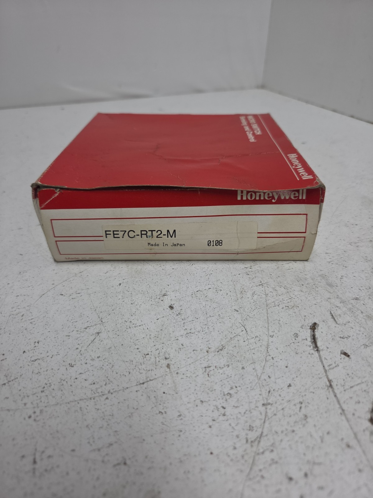 HONEYWELL FE7C-RT2-M MICROSWITCH **NOS**