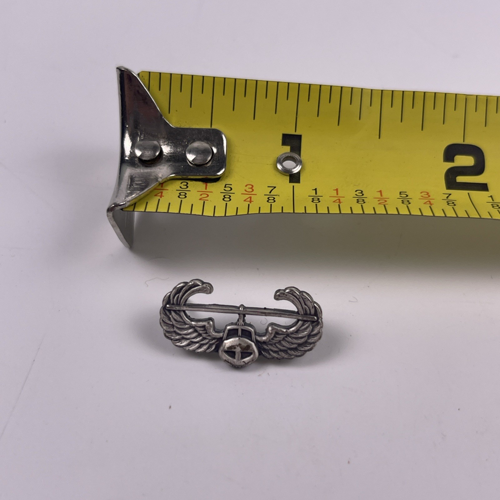 U.S. Military Army Air Assault Badge Pin Insignia  Silver Tone Collar Device