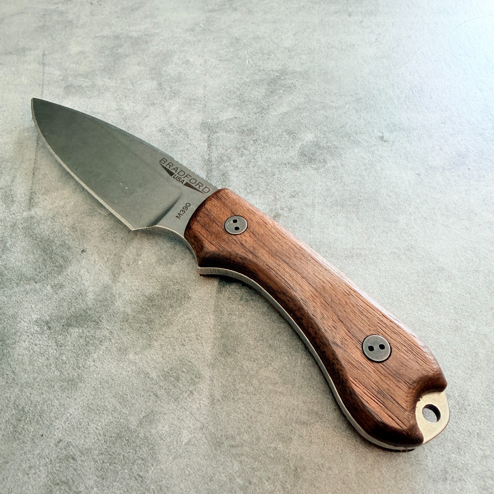 Smooth walnut handles Scales for Bradford Knives Guardian 3