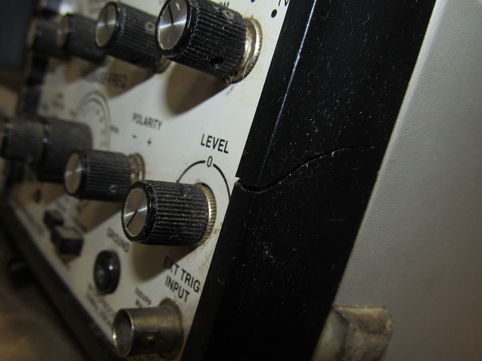 Sencore SC61 Waveform Analyzer