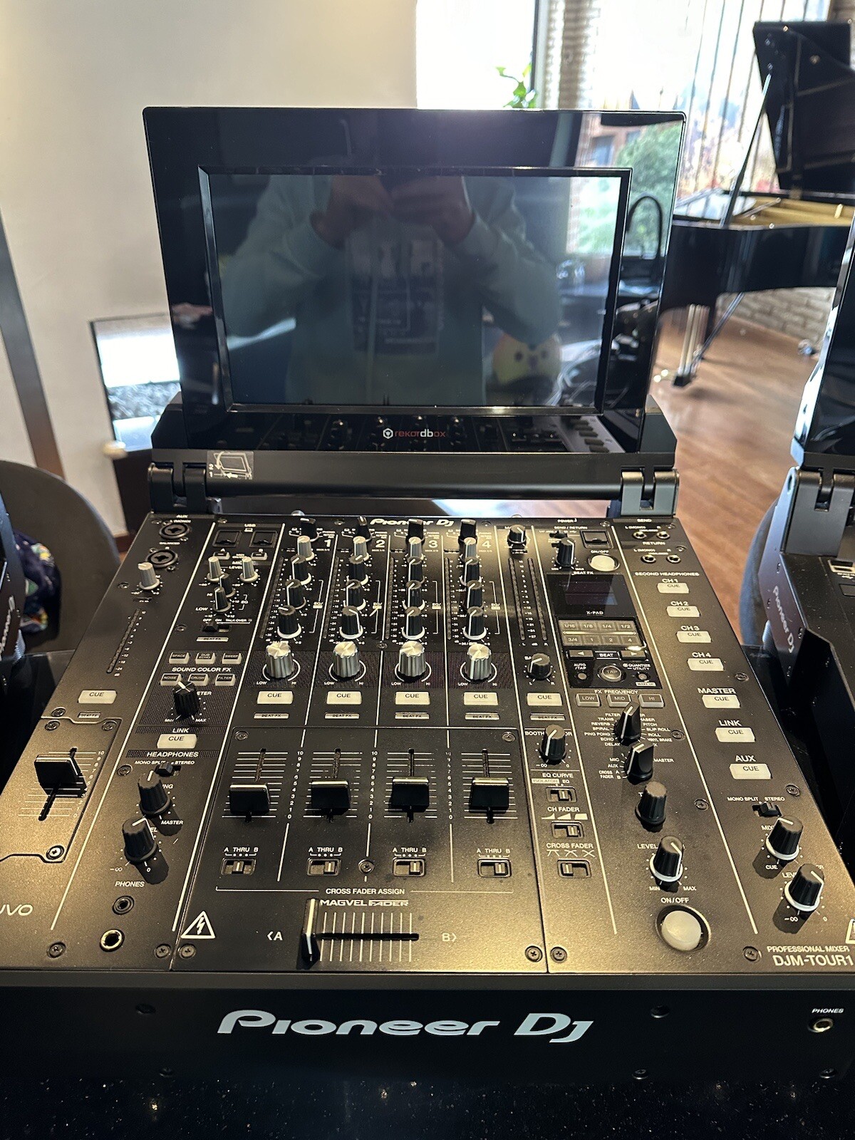 Pioneer Dj System Tour 1  2x CDJ + DJM. Slightly Used + Soft Case