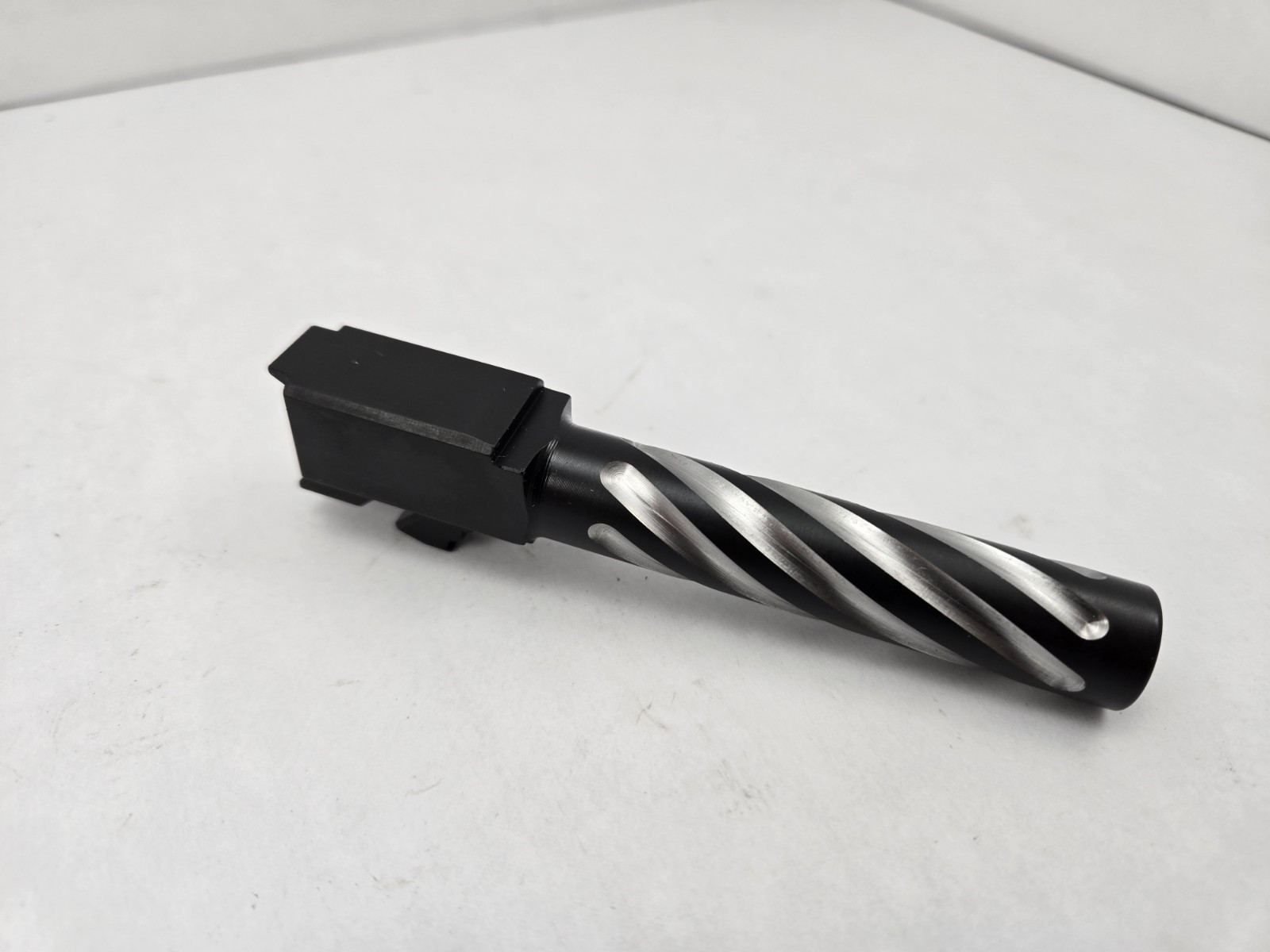 New Aftermarket Glock 19 G19 Barrel Gen 2 3 4 9mm Black Spiral Fluted Flush Fit