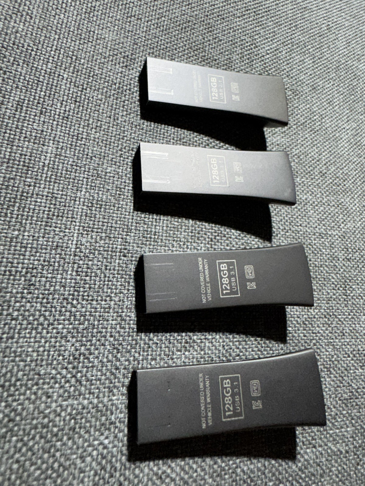 TESLA USB 3.1 DRIVE 128GB