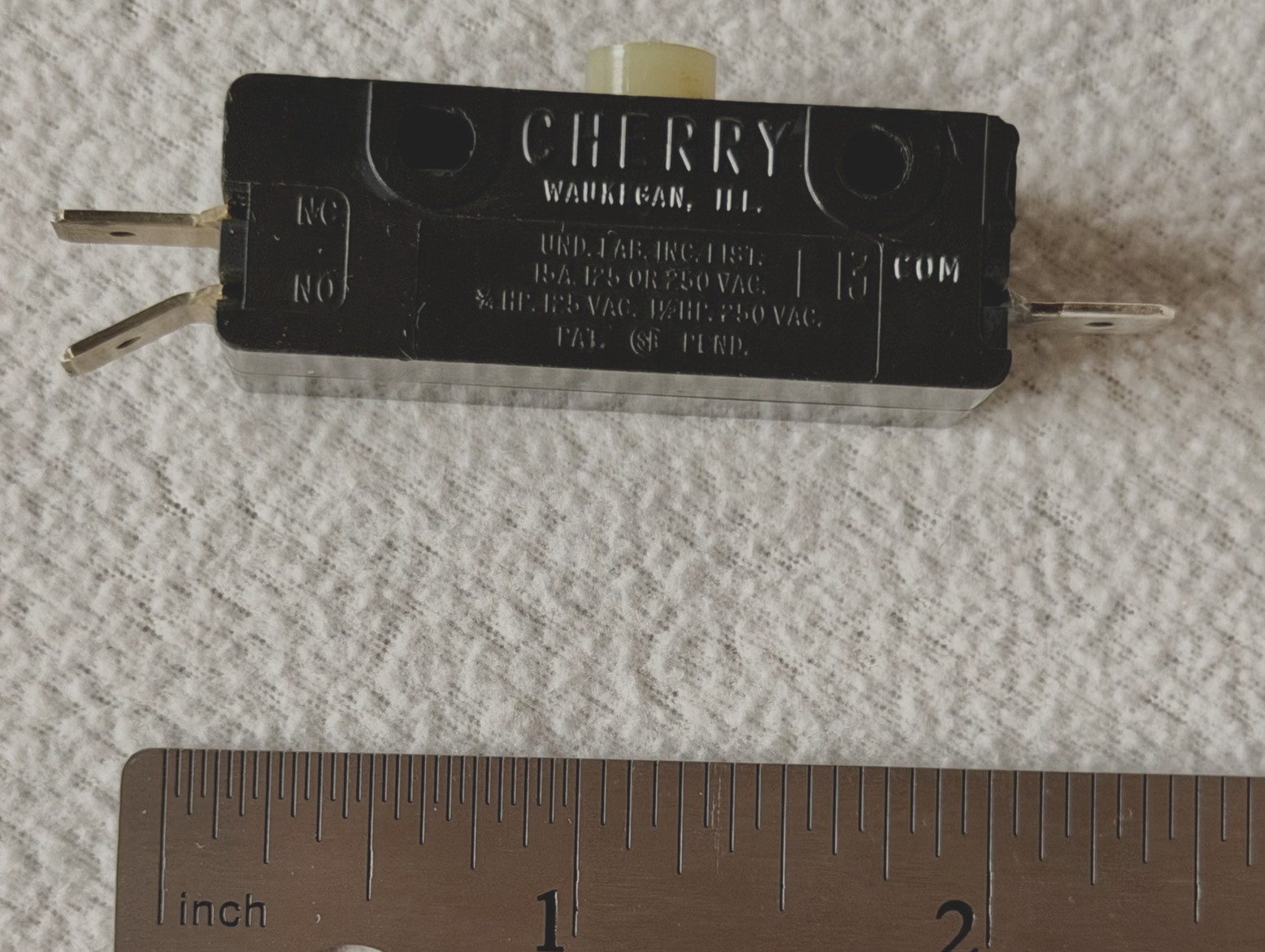 CHERRY E13 15A NORMALLY OPEN/CLOSED SNAP ACTION MICRO SWITCH 125/250 VAC