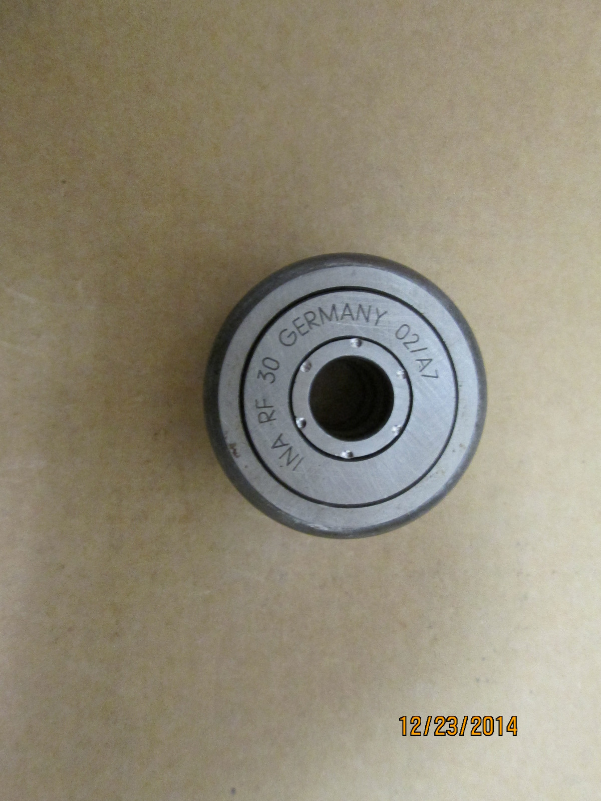 NEW OTHER, INA RF30 CAM YOKE ROLLER.