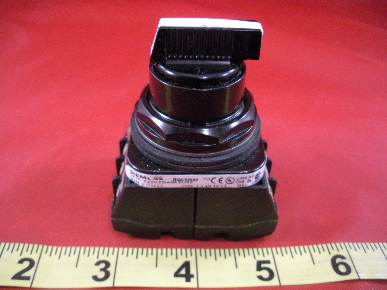 Siemens 52SX2GABA2M48 Selector Switch Operator 3 Pos Maintained G-Cam Lever New