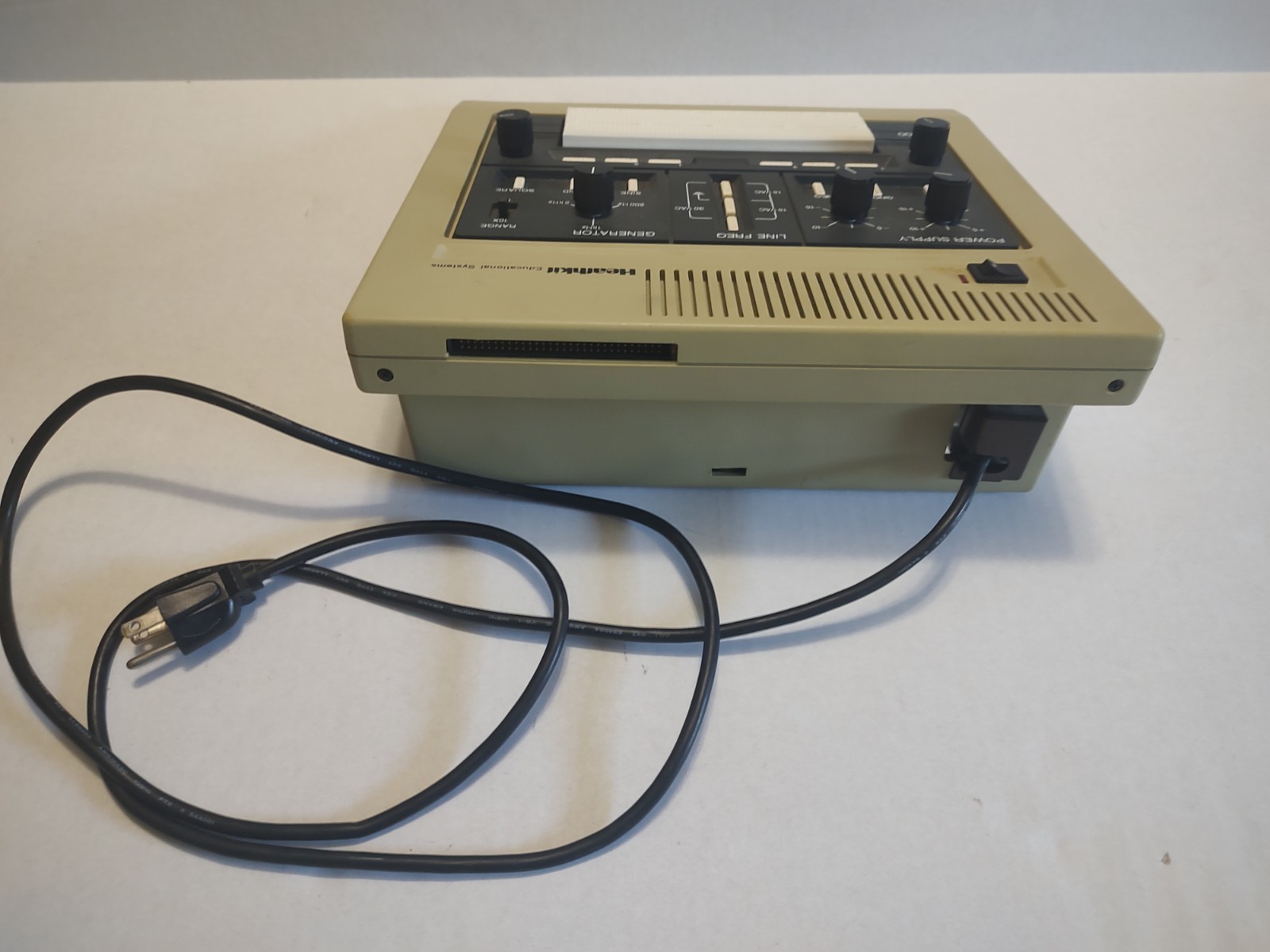Heathkit Educational System ETW-3600 Analog Trainer (Breadboard) Tested Power On