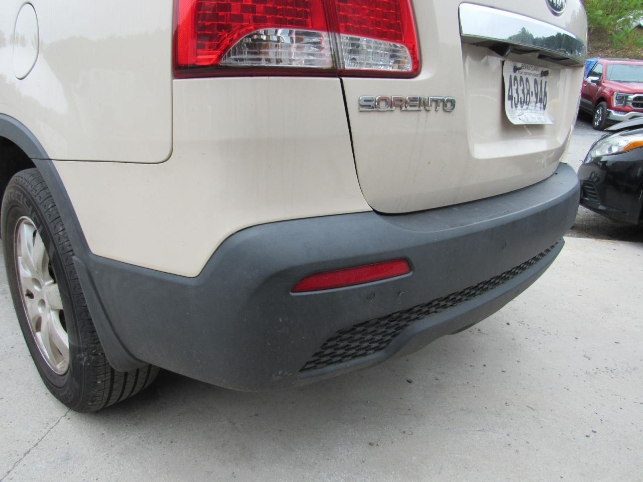 SORENTO 2011 Glove Box 1071976