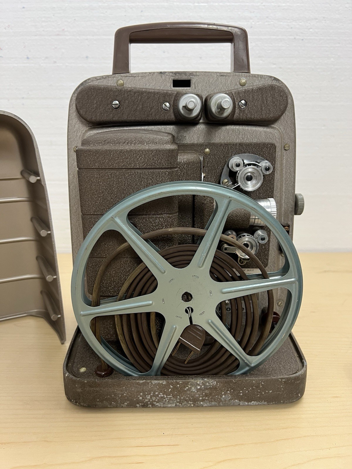 Vintage Bell & Howell Model 253AX  8mm Movie Projector