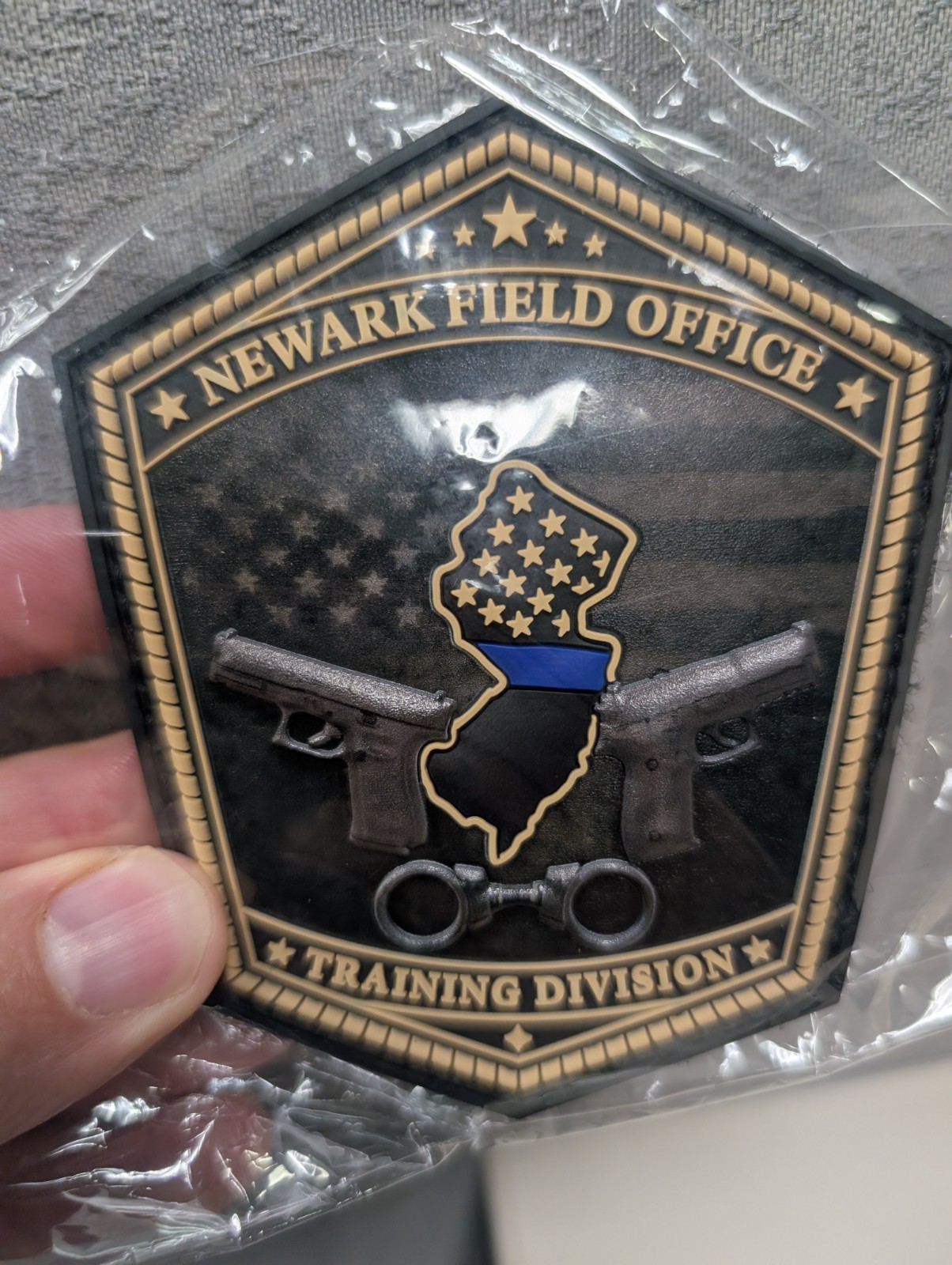 Air Marshal Patch Newark "TRAINING DIVISION" with Guns State + Handcuffs Raised