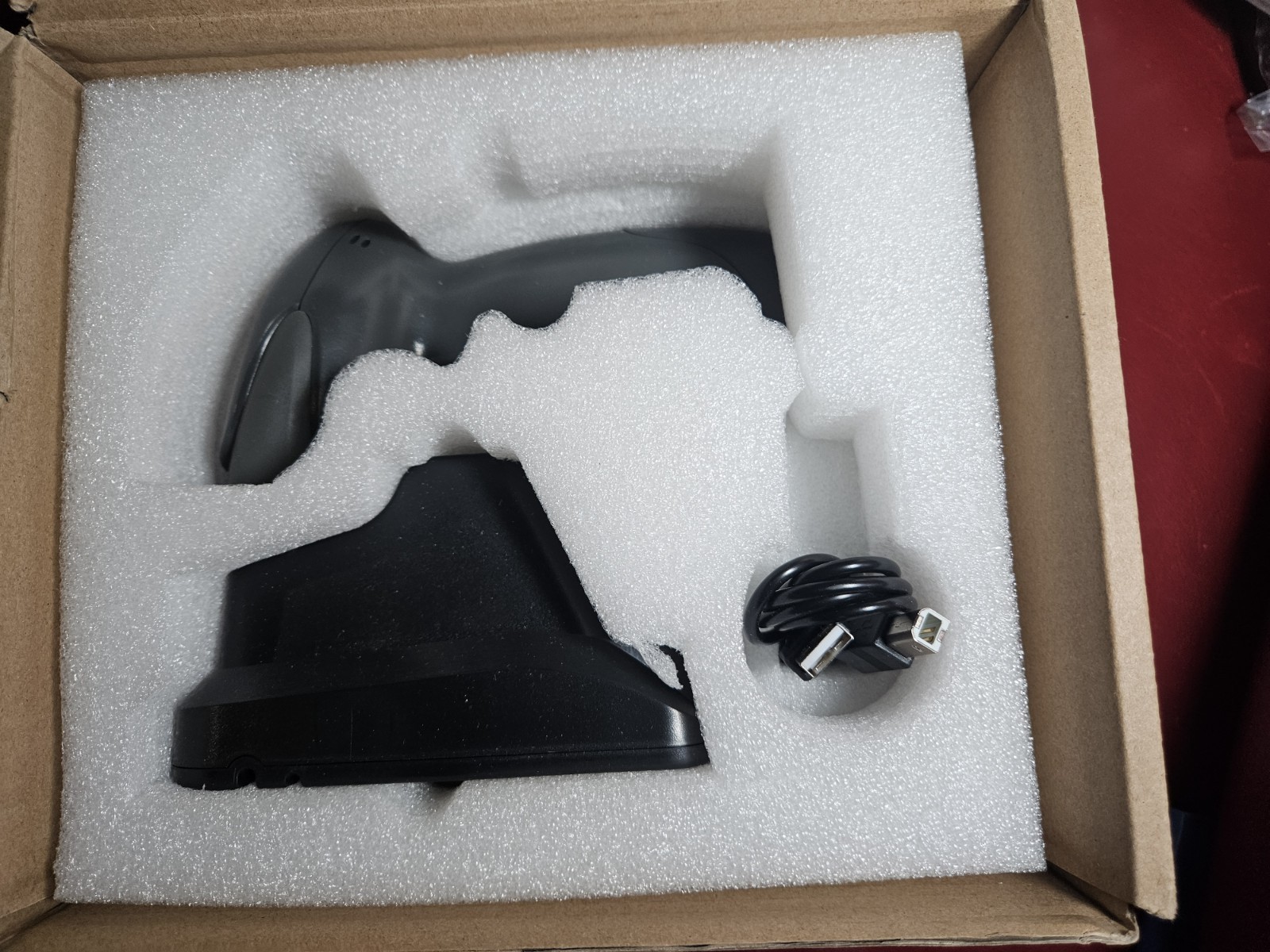 XB-6266MBT 2D Wireless BT Card Reader Barcode Scanner with Receiving Base