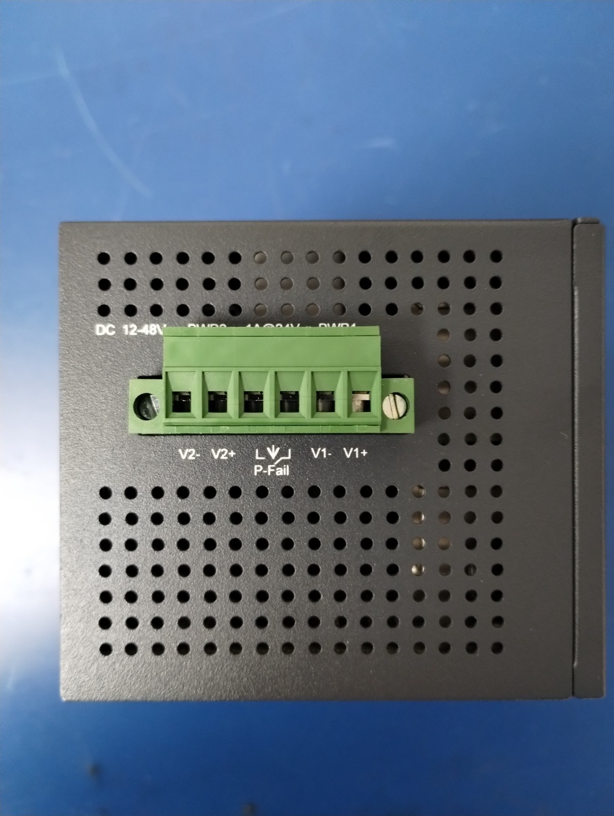 ADVANTECH EKI-5526I-MB-AE Managed Ethernet Switch
