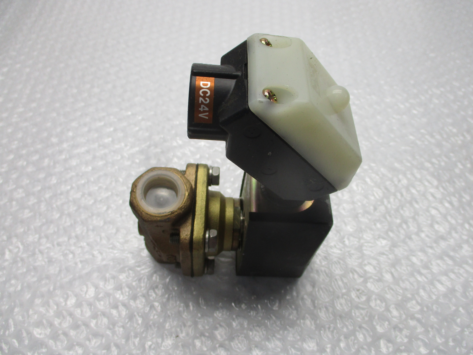 CKD ADK11-15 SOLENOID VALVE NSNP