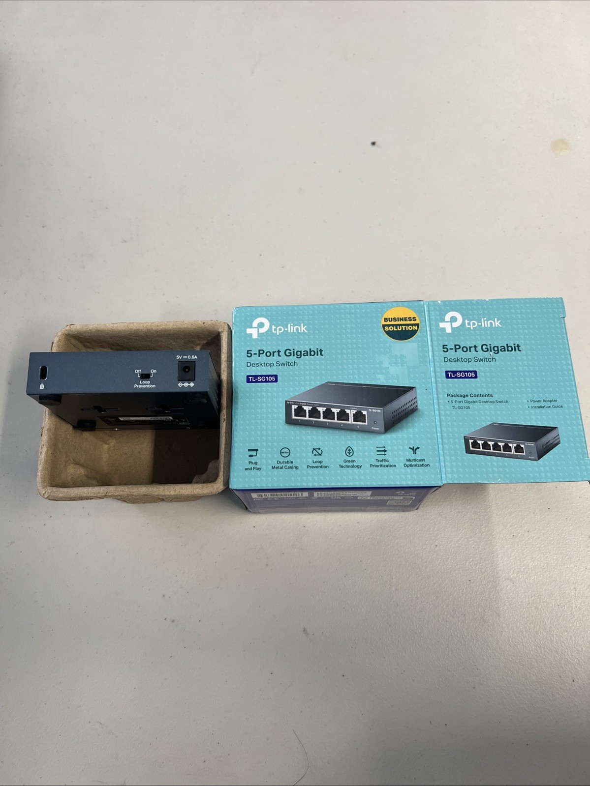 TP-LINK Technologies TP-Link (TL-SG105) 4-Ports External Switch