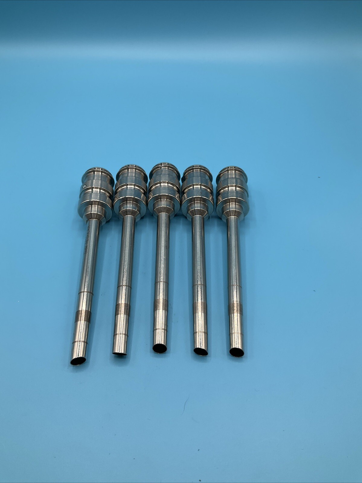 Lot Of 5 Intuitive 420002-02 DaVinci 8mm Regular Cannula
