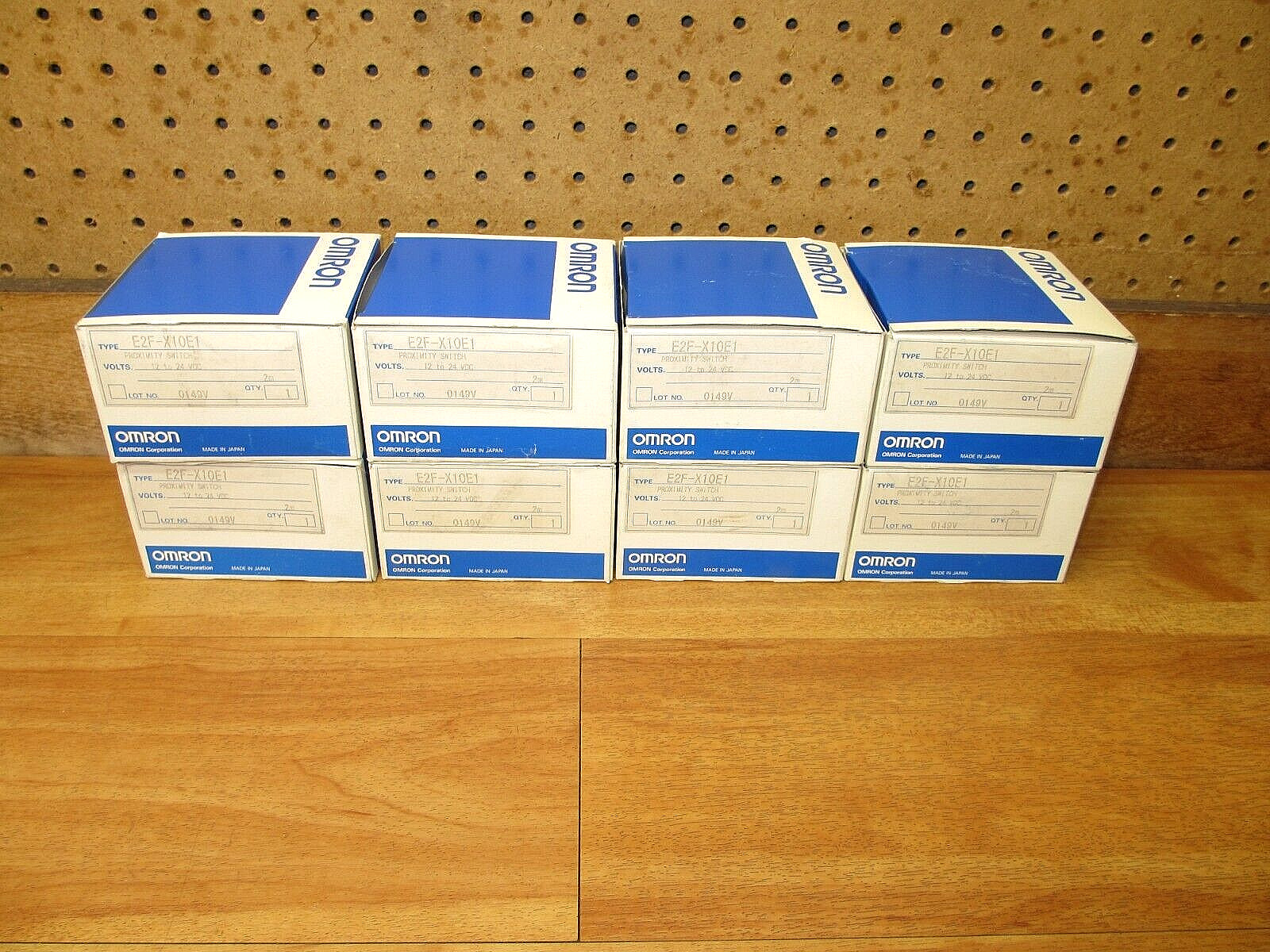 Omron E2F-X10E1 *NEW* Proximity Switch Sensor **USA SHIP**
