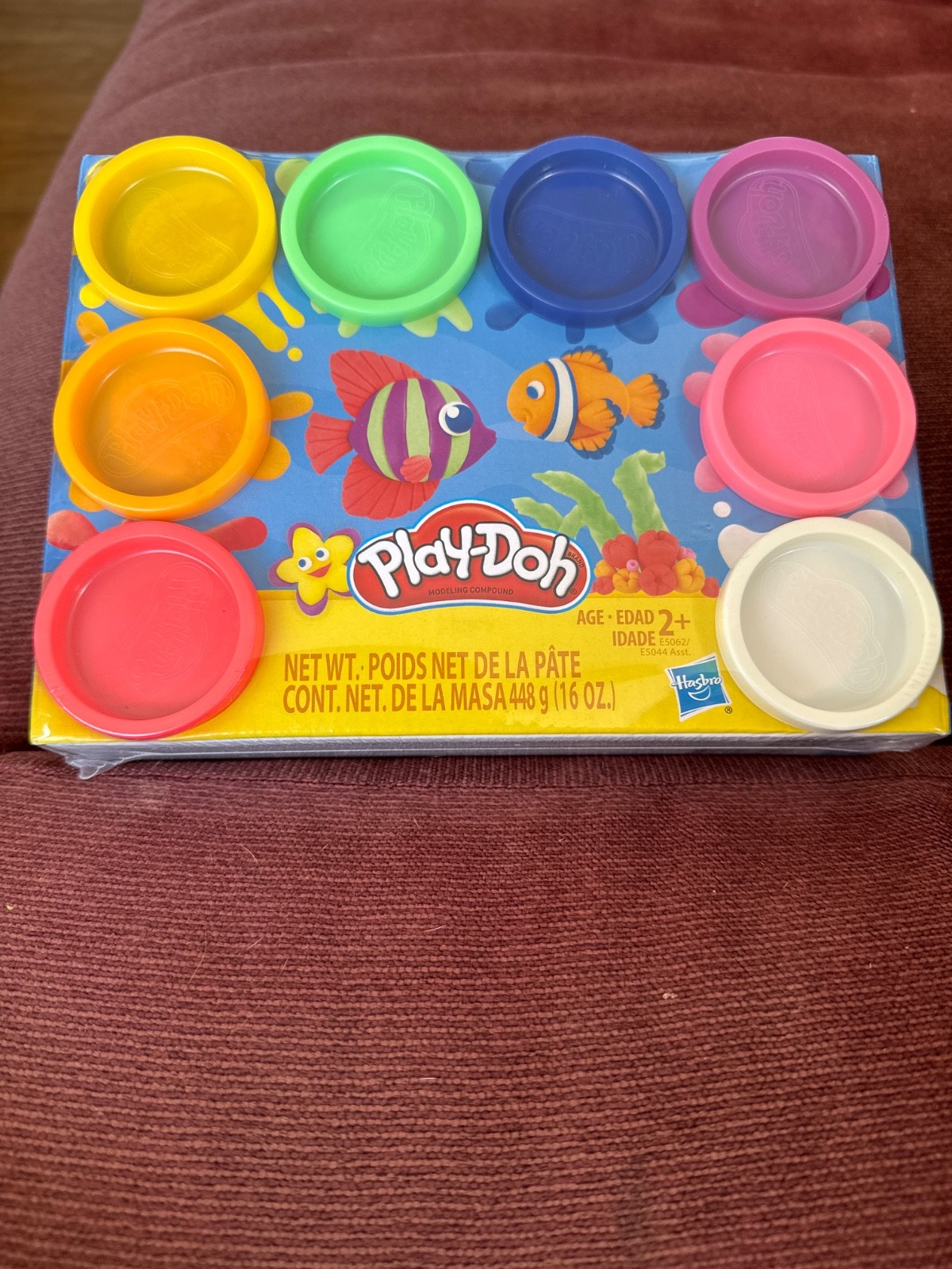 Play-Doh 8 Pack Rainbow Non-Toxic Modeling Compound Box New
