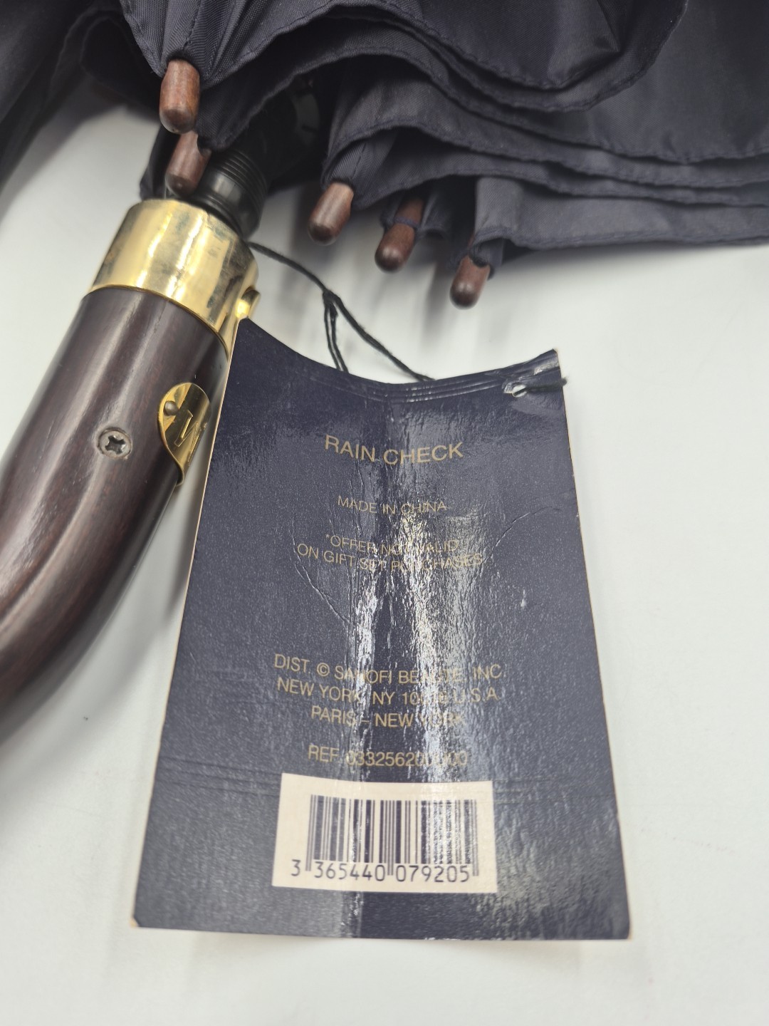 Vintage Yves Saint Laurent OPIUM Umbrella Tags
