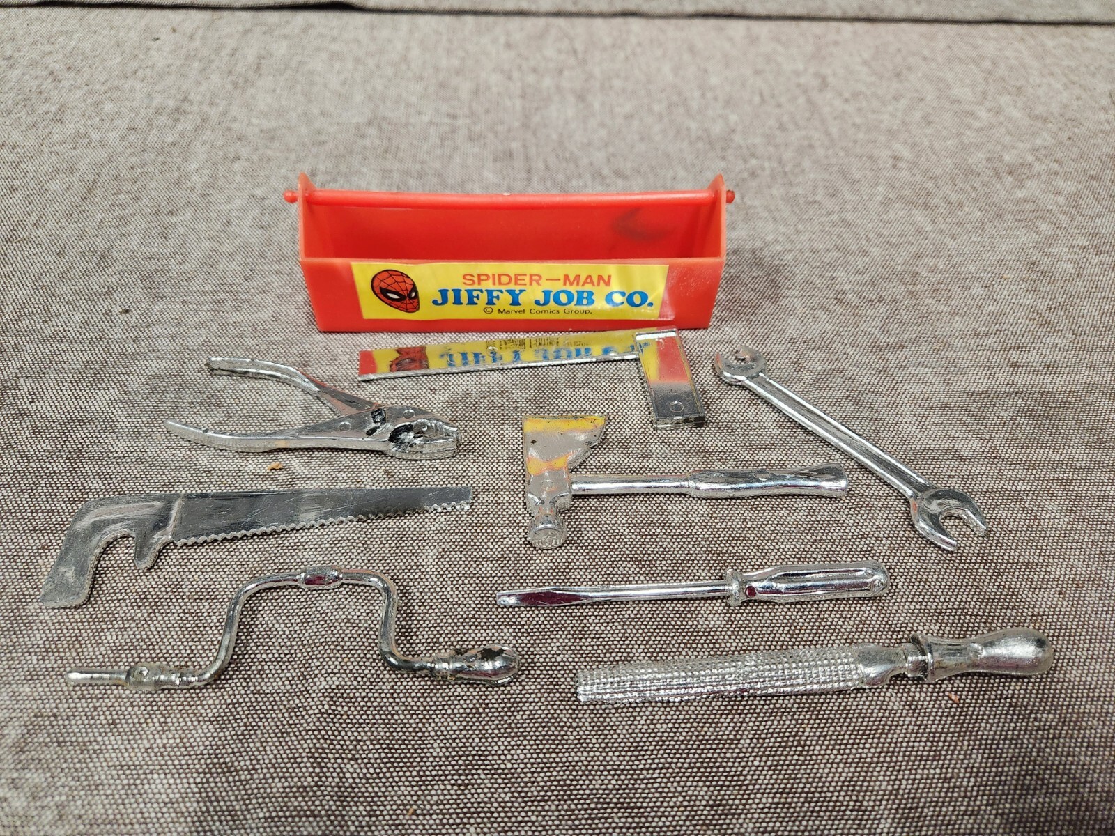 Marvel Spider-Man Jiffy Job Co. 9 pc Tool Box with Tools
