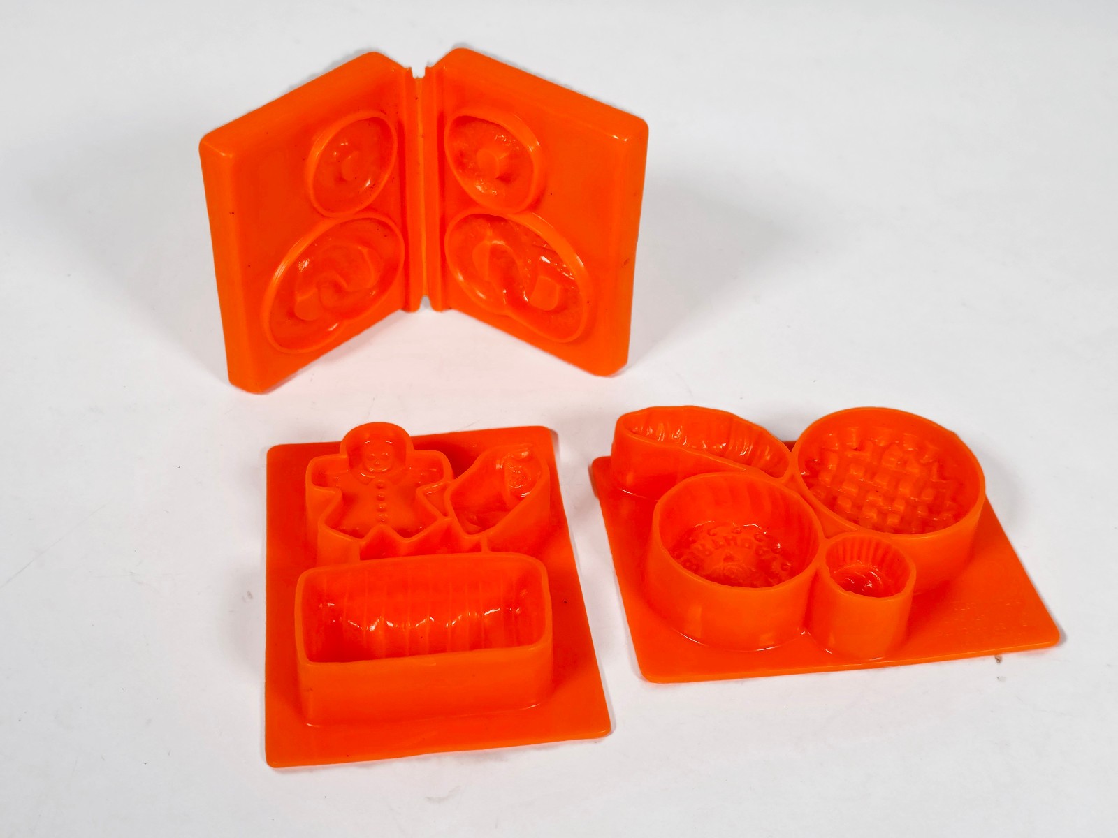 1974 Kenner • Play-Doh • Bake N Cake Shop • Set of 3 Molds